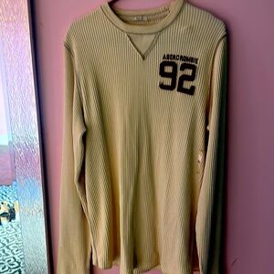 Long sleeve beige sweater like shirt